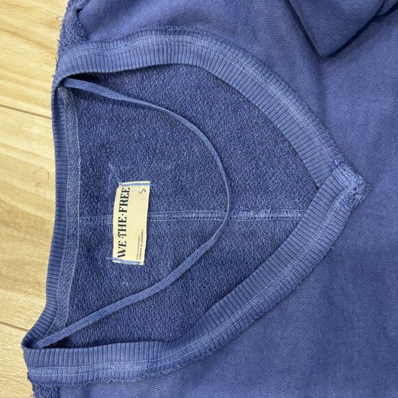 Free People Pull Over Lightweight Sweater Size S Baggy Boho - Picture 2 of 2